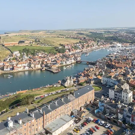 No 4 House 8 Adult And 2 Children 別荘 ウィットビー